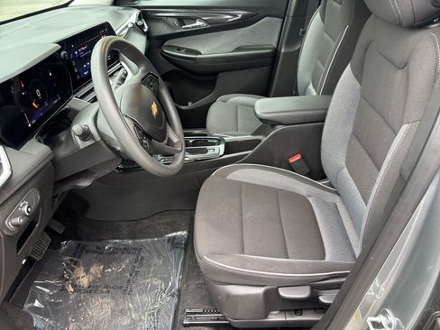 Used 2025 Chevrolet TrailBlazer LT image 23