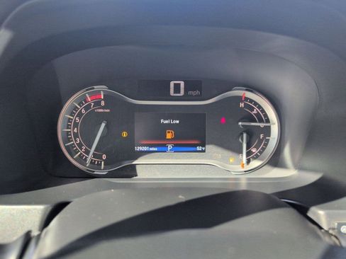 Used 2016 Honda Pilot Touring image 10