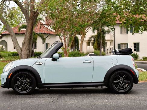 Used 2014 MINI Cooper S image 29