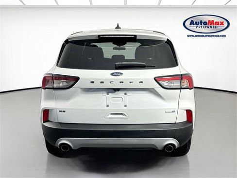 Used 2020 Ford Escape SE image 7