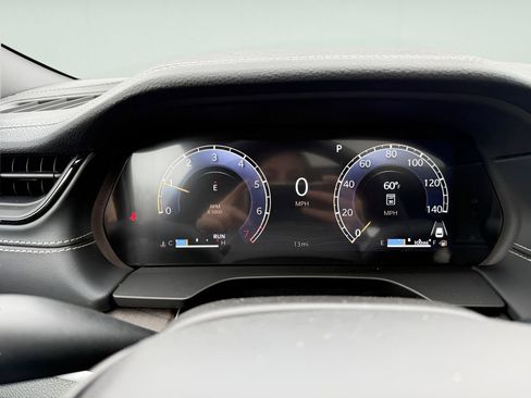 New 2026 Jeep Grand Cherokee Limited image 16