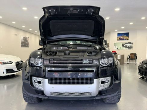 Used 2023 Land Rover Defender 110 SE AWD/4WD image 44