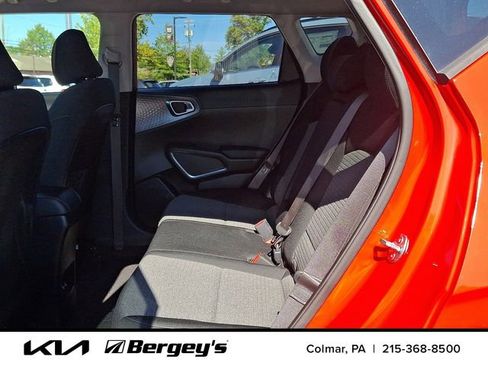 Used 2023 Kia Soul EX image 12