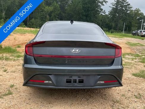 Used 2020 Hyundai Sonata SE FWD image 2