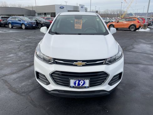 Used 2019 Chevrolet Trax LS w/ Tint and Cruise Package image 10