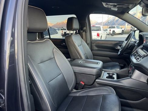 Certified 2023 Chevrolet Suburban Premier image 35