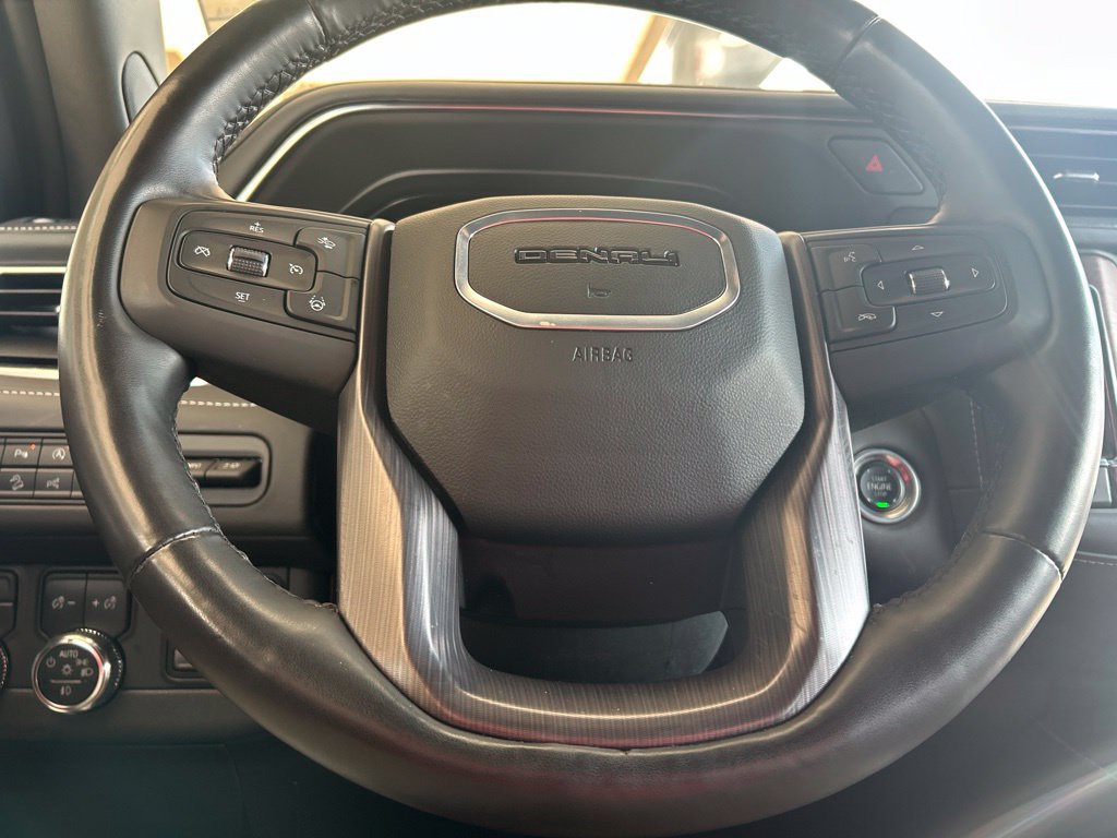 Used 2024 GMC Yukon XL Denali Ultimate AWD/4WD image 27