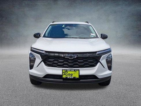 New 2026 Chevrolet Trax LT w/ Driver Confidence Package FWD image 9