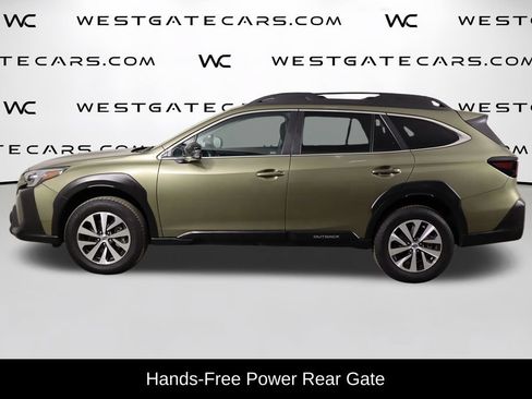 Used 2025 Subaru Outback Premium AWD/4WD image 5