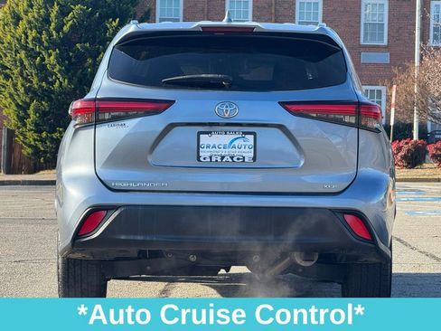 Used 2021 Toyota Highlander XLE image 7