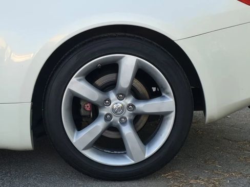 Used 2008 Nissan 350Z Touring image 10