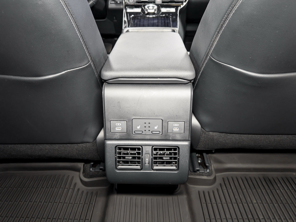 Used 2023 Subaru Solterra AWD image 19