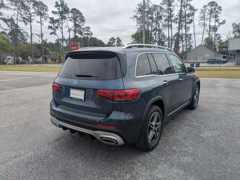 Used 2021 Mercedes-Benz GLB 250 image 4