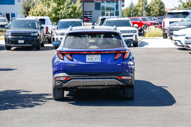 Certified 2023 Hyundai Tucson Limited AWD/4WD image 3