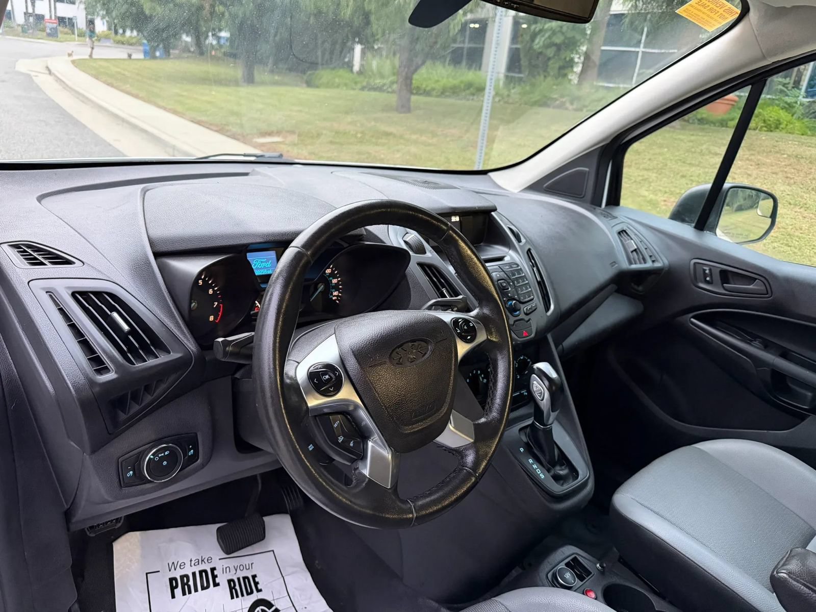 Used 2017 Ford Transit Connect XL FWD image 12