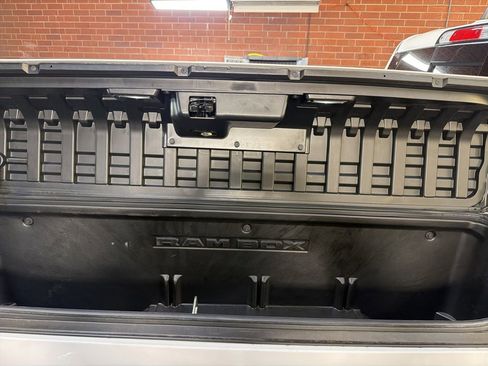 Used 2025 RAM 1500 Limited AWD/4WD image 18