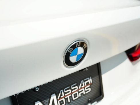 Used 2023 BMW 330i Sedan w/ Convenience Package RWD image 12
