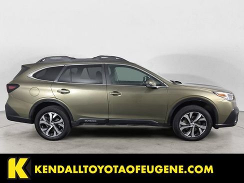 Used 2022 Subaru Outback Limited AWD/4WD image 4