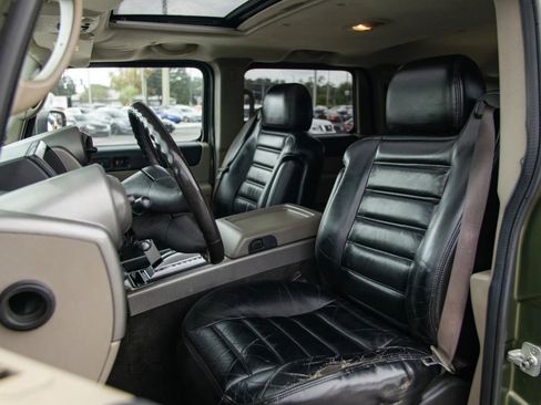 Used 2003 HUMMER H2 w/ Preferred Equipment Group AWD/4WD image 20