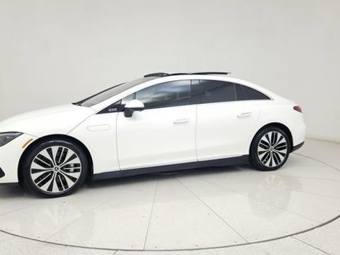 Used 2023 Mercedes-Benz EQE 500 4MATIC Sedan image 5