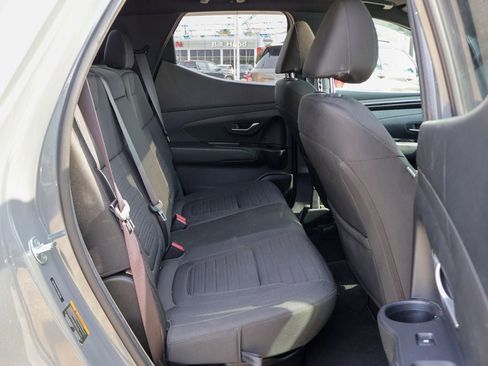 Used 2023 Hyundai Santa Cruz SEL Premium image 10