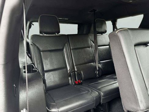 Used 2021 Chevrolet Suburban Premier w/ Premium Package RWD image 49