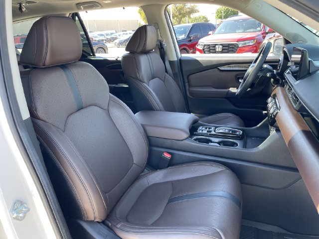 Used 2024 Honda Pilot Elite image 27