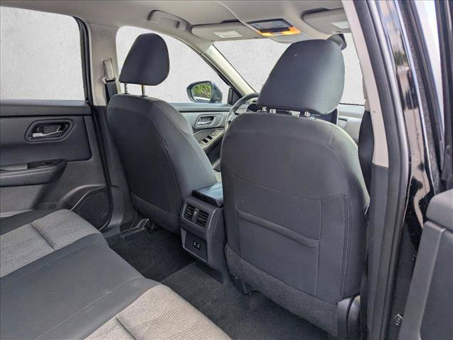 Used 2024 Nissan Rogue SV AWD/4WD image 28