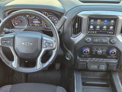 Used 2022 Chevrolet Silverado 1500 LT Trail Boss image 35
