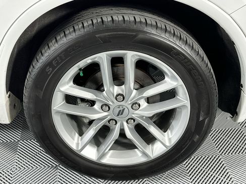 Used 2023 Dodge Durango GT RWD image 10