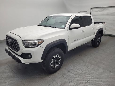 Used 2023 Toyota Tacoma TRD Off-Road w/ Technology Package AWD/4WD image 2