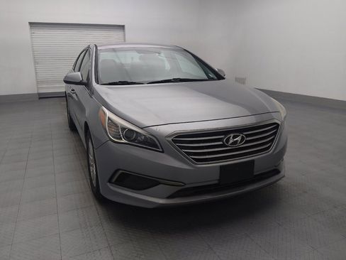 Used 2016 Hyundai Sonata SE FWD image 14