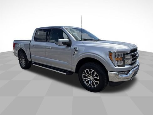 Used 2021 Ford F150 Lariat w/ Equipment Group 501A Mid image 3