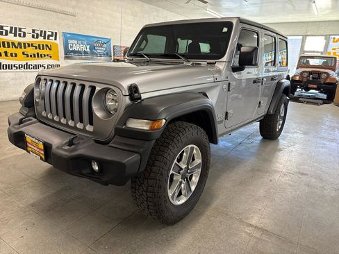 Used 2018 Jeep Wrangler Unlimited Sport S image 97