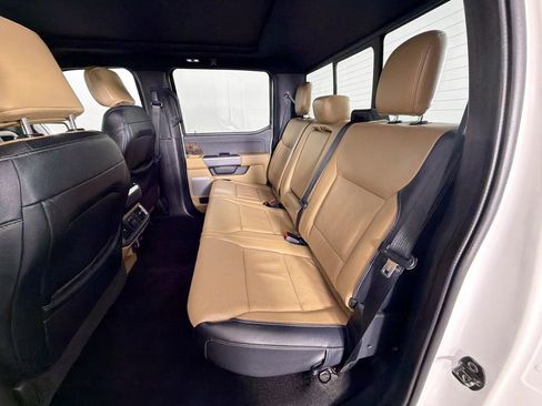 Used 2022 Ford F150 Lariat w/ Equipment Group 502A High image 26