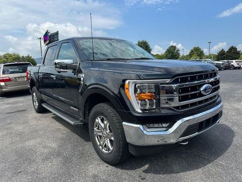 Certified 2022 Ford F150 Lariat AWD/4WD image 3