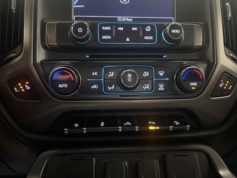 Used 2018 GMC Sierra 1500 SLT image 22