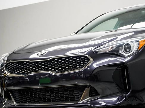 Used 2020 Kia Stinger GT-Line image 2