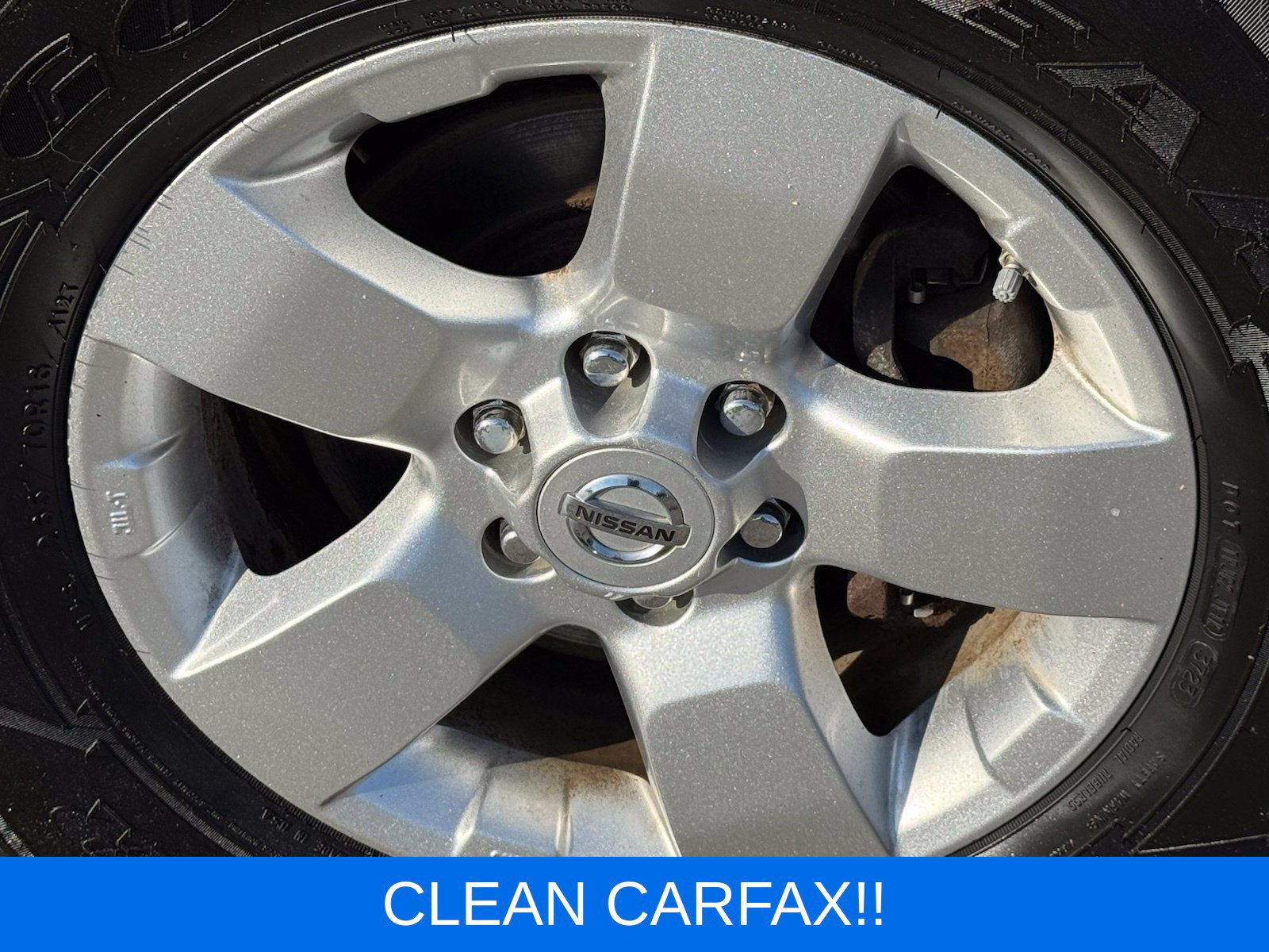 Used 2012 Nissan Frontier SV w/ SV Premium Utility Pkg AWD/4WD image 13