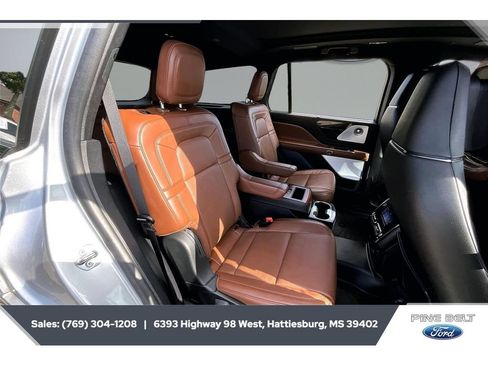 Used 2023 Lincoln Aviator Reserve w/ Equipment Group 201A RWD image 20