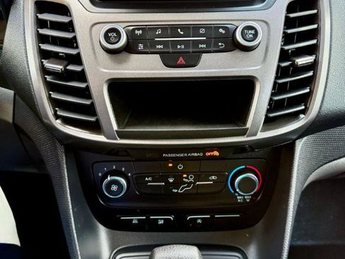 Used 2022 Ford Transit Connect XL FWD image 23