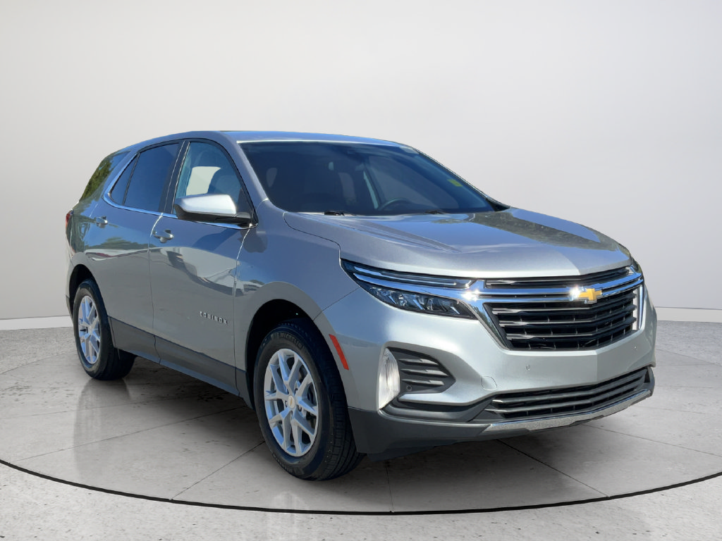 Used 2023 Chevrolet Equinox LT w/ Driver Convenience Package FWD image 1
