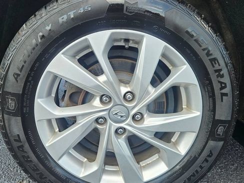 Used 2019 Hyundai Tucson Value AWD/4WD image 37