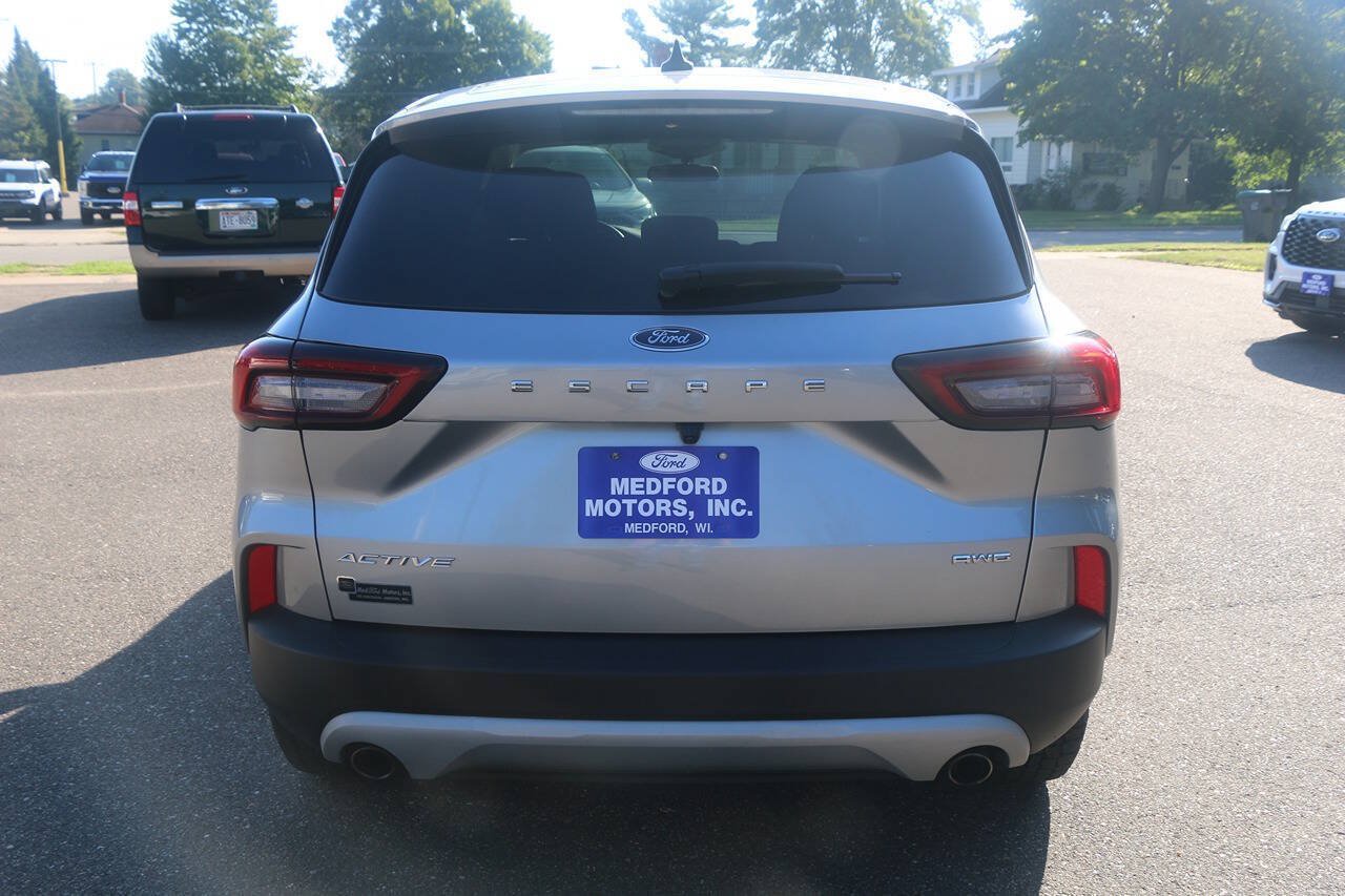 Certified 2024 Ford Escape Active AWD/4WD image 4