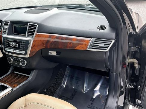 Used 2014 Mercedes-Benz ML 350 4MATIC image 18