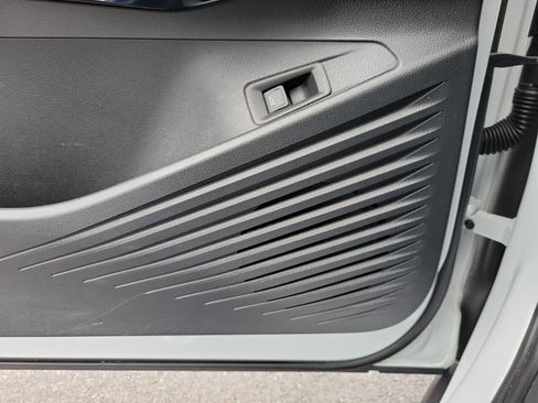 Used 2022 Volkswagen ID.4 Pro S image 18