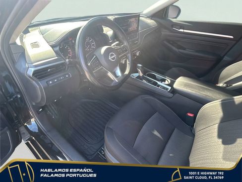 Used 2023 Nissan Altima 2.5 SV w/ SV Premium Package AWD/4WD image 13
