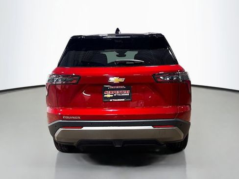New 2026 Chevrolet Equinox LT w/ Safety and Technology Package FWD image 9