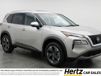 Used 2025 Nissan Rogue SV