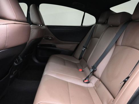 Used 2023 Lexus ES 350 w/ Premium Package FWD image 13